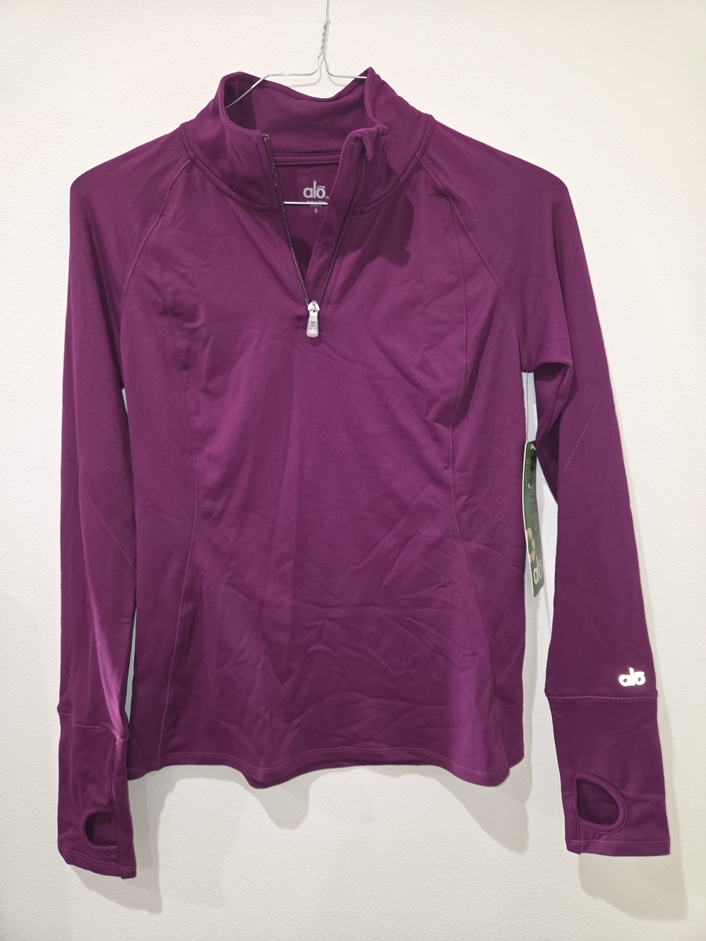 ALO Yoga Mulberry Half-Zip Long Sleeve Pullover